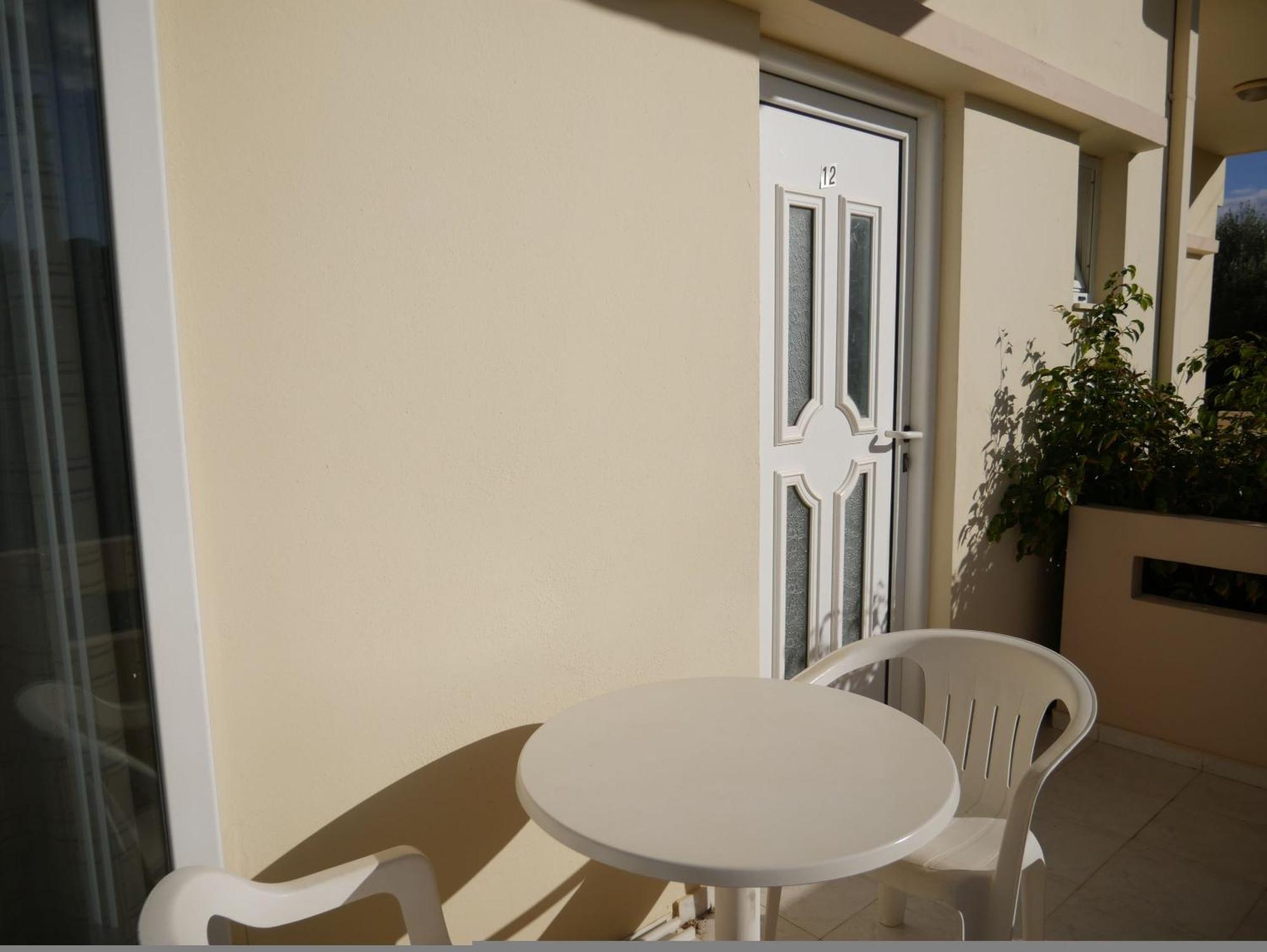 Litinas Apartments With Pool Agia Marina  Exterior photo
