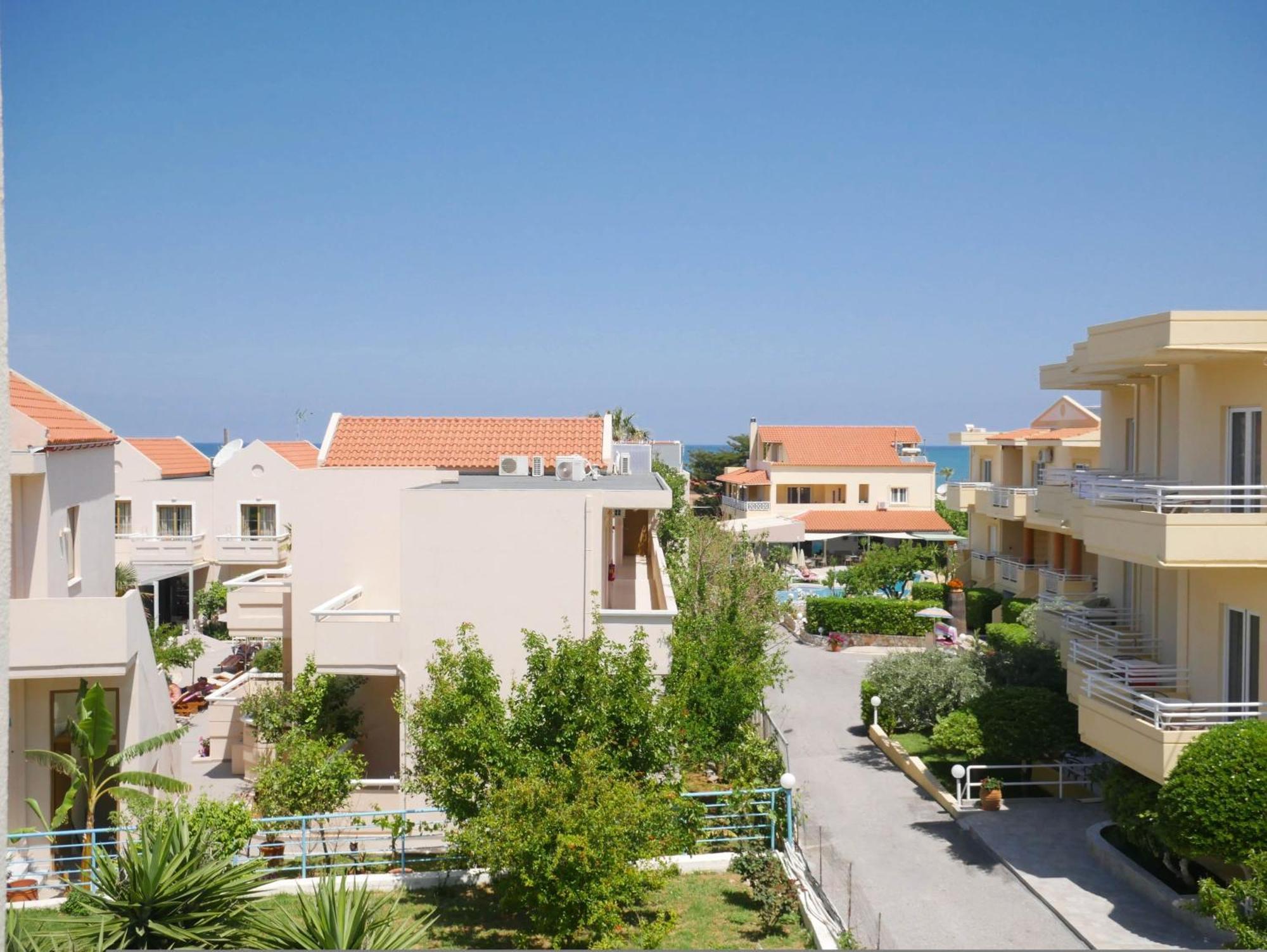 Litinas Apartments With Pool Agia Marina  Exterior photo