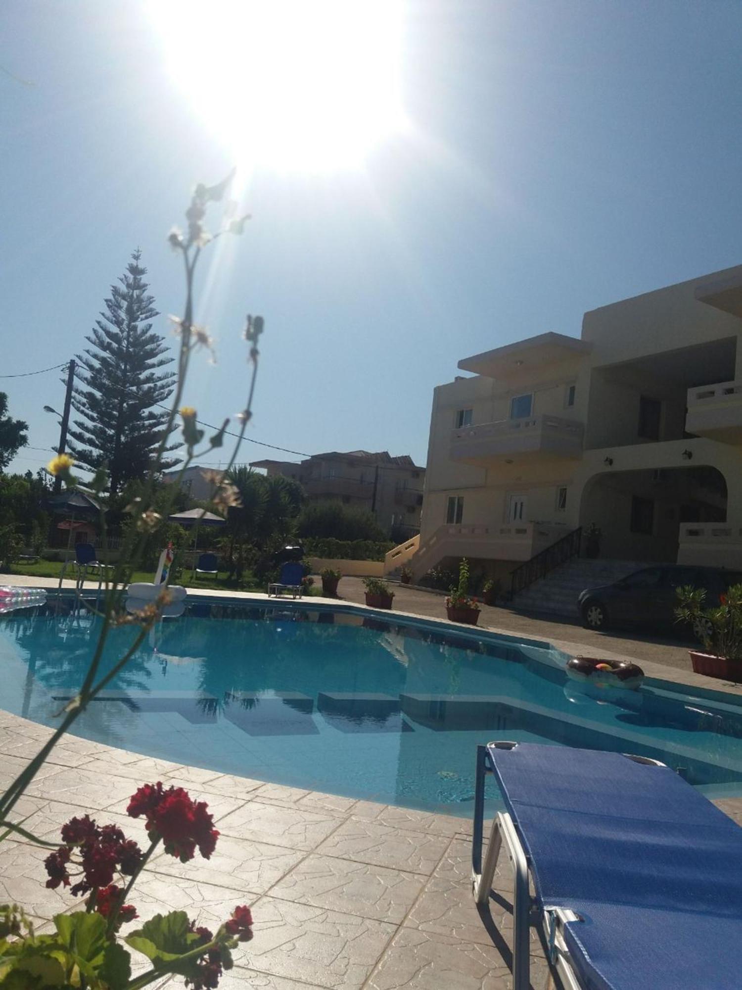Litinas Apartments With Pool Agia Marina  Exterior photo